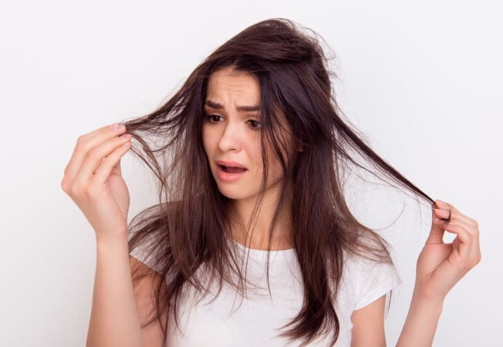 Łamliwe i wypadające włosy
